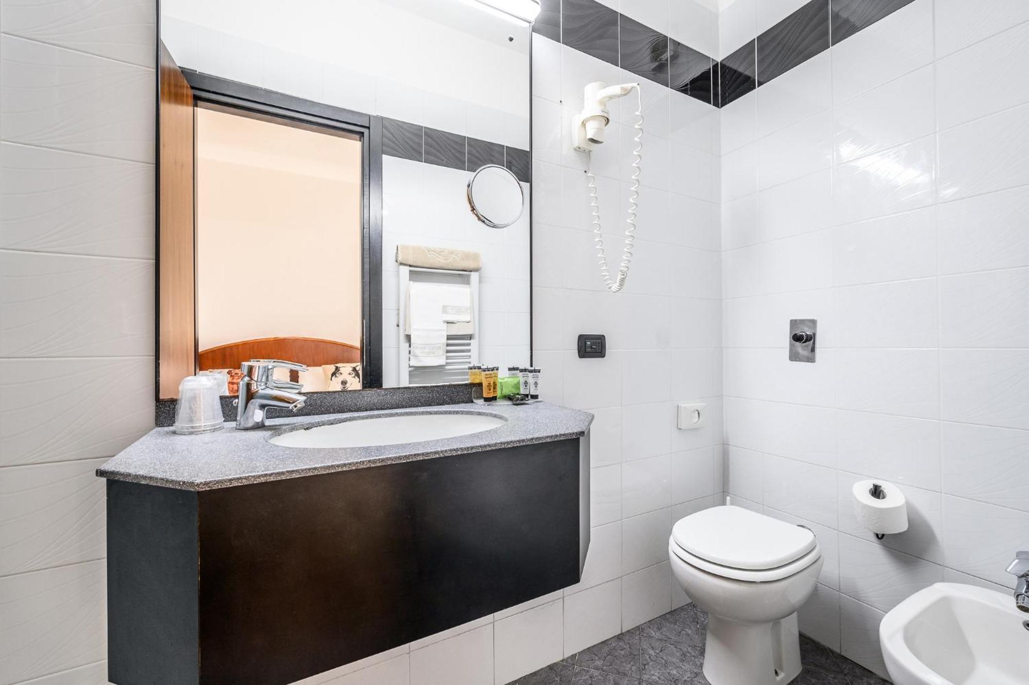 Hotel Daunia Modena Phòng bức ảnh