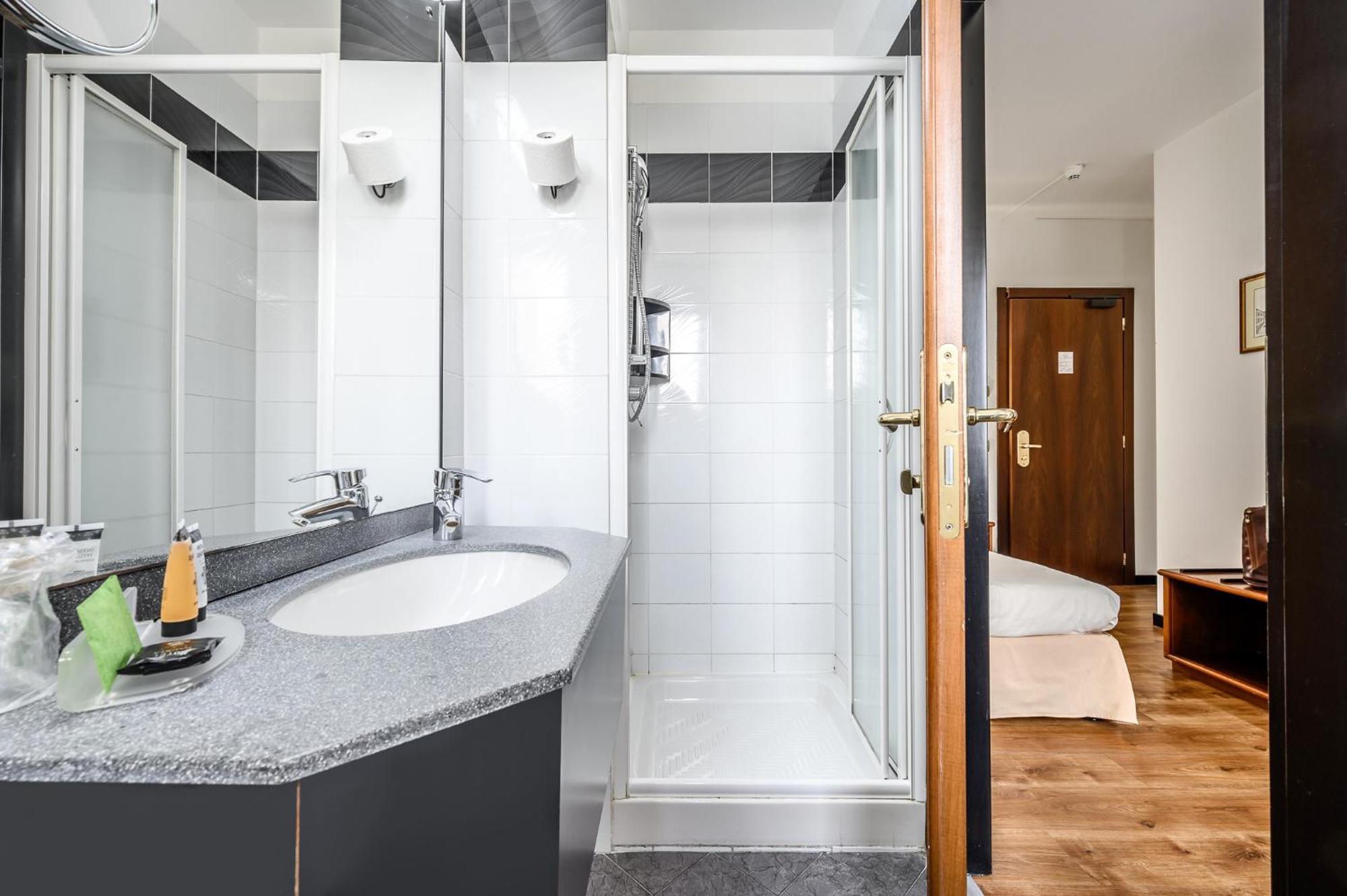 Hotel Daunia Modena Phòng bức ảnh