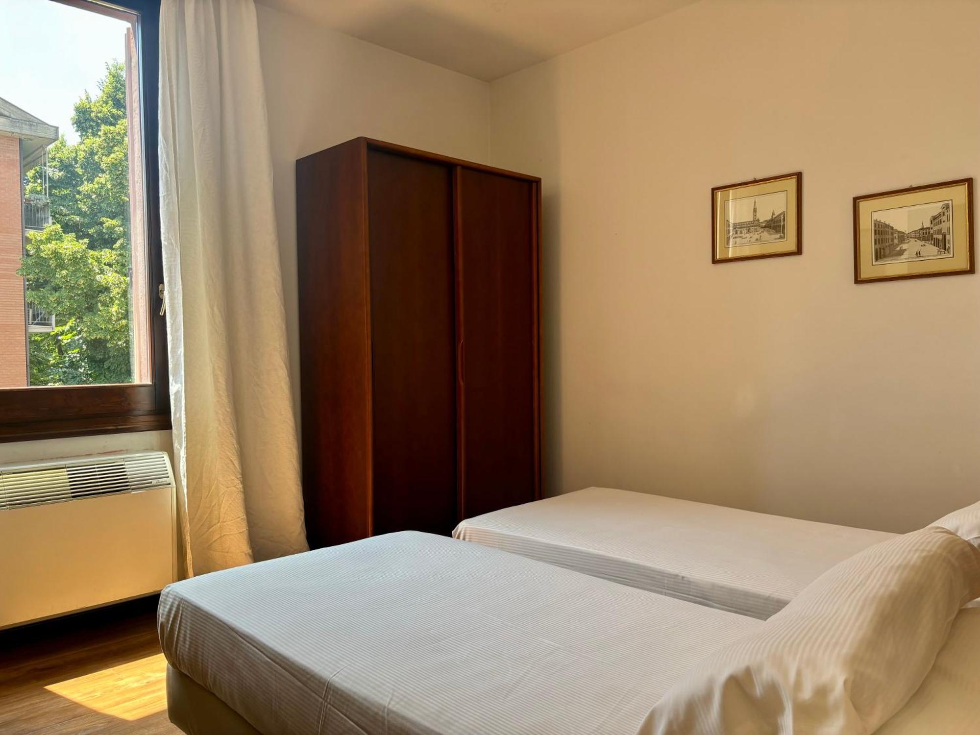 Hotel Daunia Modena Phòng bức ảnh